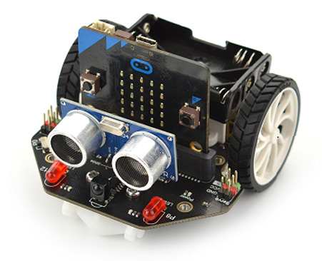 Jeunes programmant des micro:bit